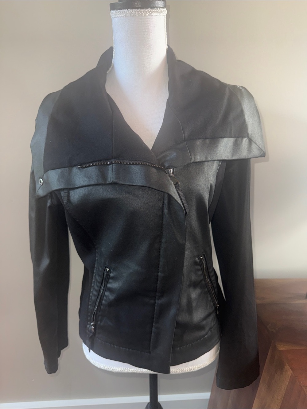 White House Black Market Faux Leather Moto Jacket Black M